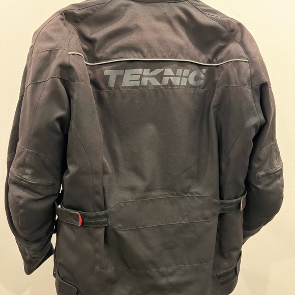 Motorcycle jacket - Picture 3 of 3